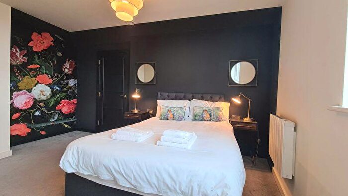2 Bedroom Flat To Rent In Let - Coronation Walk, Southport Town Centre - Bedroom Furnished Apartment, PR8