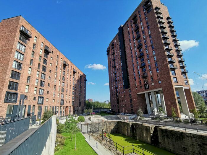 3 Bedroom Flat To Rent In Wilburn Basin, Ordsall Lane M5