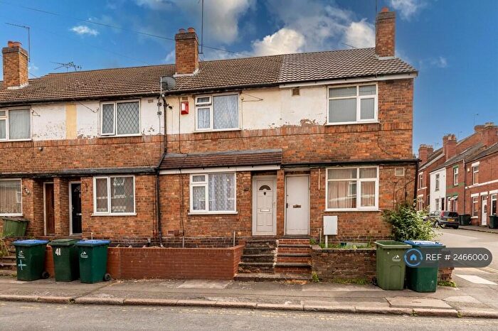 3 Bedroom Terraced House To Rent In Charterhouse Road, Coventry, CV1