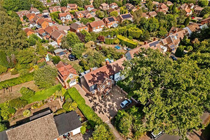 3 Bedroom Semi-Detached House For Sale In Holly Ridge, Fenns Lane, West End, Woking, GU24
