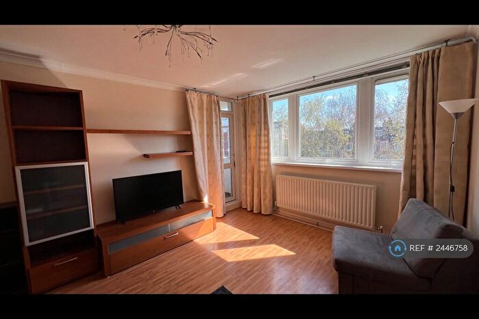 1 Bedroom Flat To Rent In Skinner Street, London, EC1R