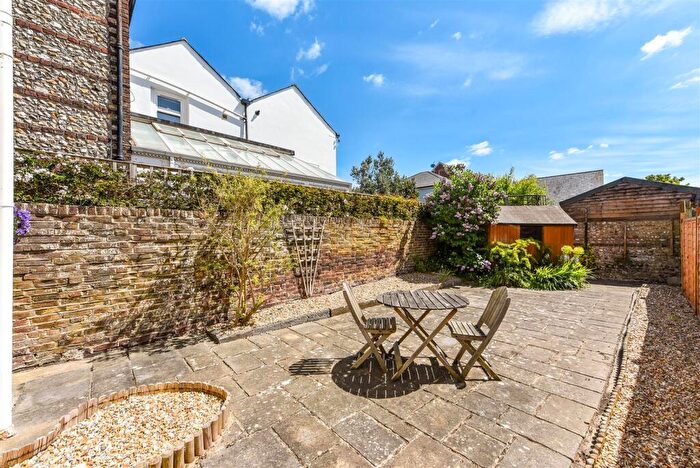 2 Bedroom End Of Terrace House For Sale In Caledonian Road, Chichester, PO19