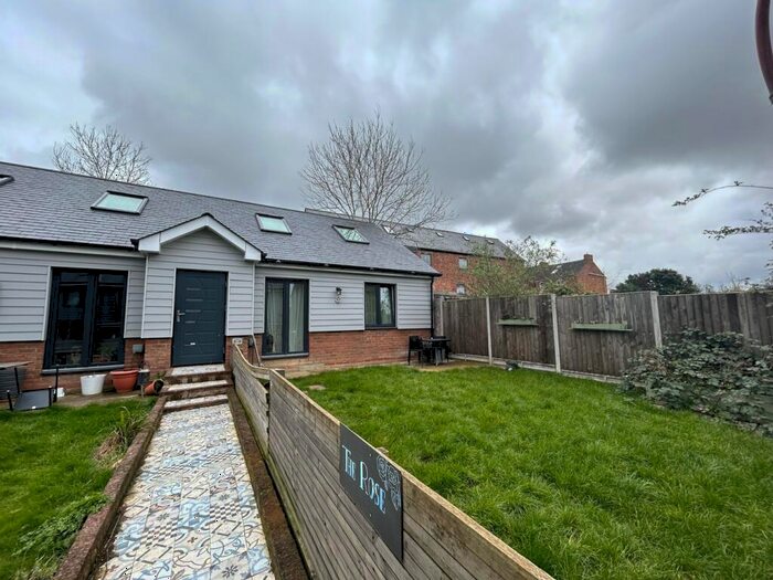 1 Bedroom Maisonette To Rent In Woolgrove Road, Hitchin, SG4