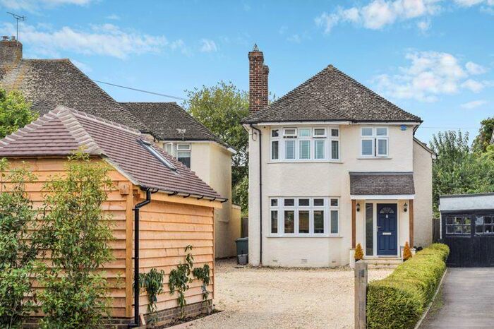 5 Bedroom Detached House To Rent In Evans Lane, Kidlington, OX5