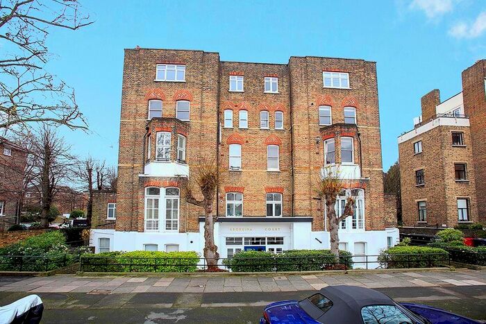 2 Bedroom Flat To Rent In Arlington Road, St. Margarets, TW1