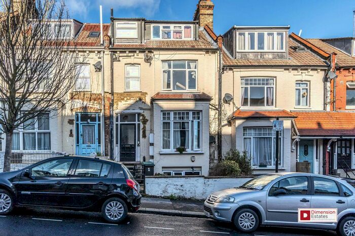 1 Bedroom Flat To Rent In Cavendish Road, Finsbury Park, Harringay, N4