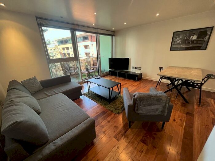 2 Bedroom Apartment To Rent In The Edge, Manchester, M3