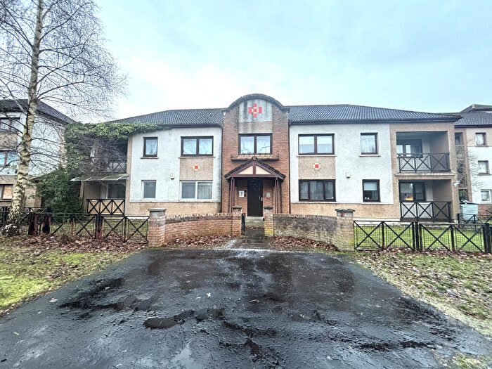 3 Bedroom Flat For Sale In Columba Crescent, Motherwell, Lanarkshire, ML1
