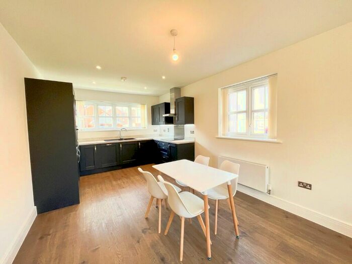 3 Bedroom Semi-Detached House To Rent In Highcroft, Wallingford, Oxfordshire, OX10