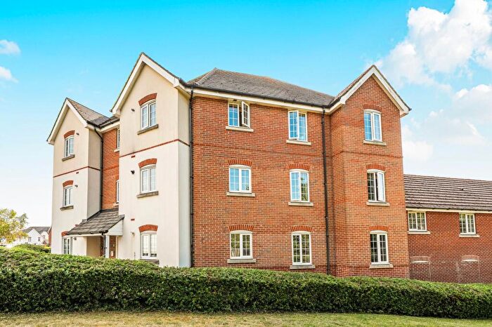 2 Bedroom Flat For Sale In Silver Birch Way, Whiteley, PO15
