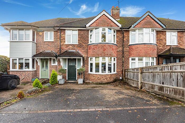 3 Bedroom House For Sale In Bobmore Lane, Marlow, SL7