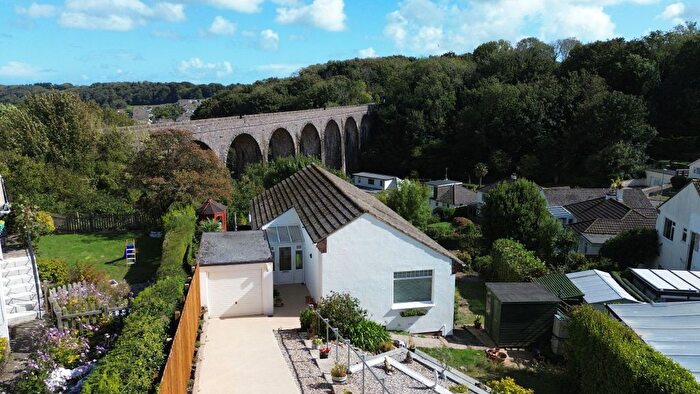 2 Bedroom Detached Bungalow For Sale In Broad Reach, Broadsands, Paignton, TQ4