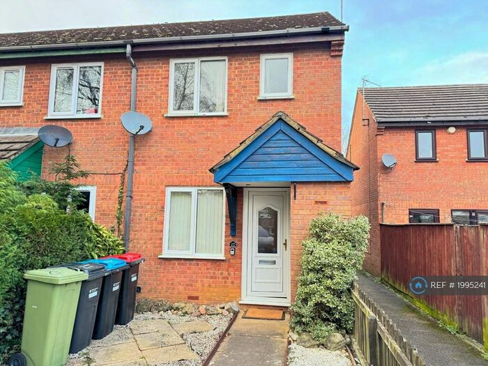 2 Bedroom Terraced House To Rent In Bosworth Close, Bletchley, Milton Keynes, MK3
