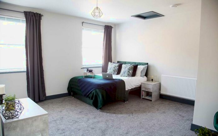 6 Bedroom Terraced House To Rent In Silverwell Street, Bolton, BL1