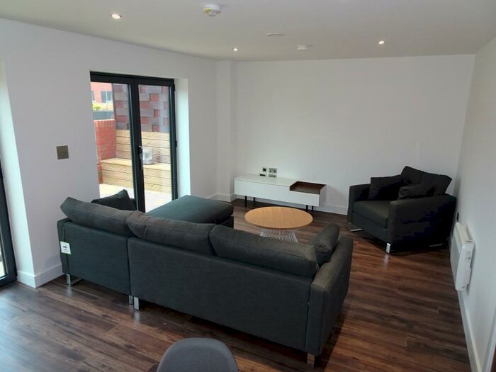 2 Bedroom Apartment To Rent In The Kettleworks, Pope Street, B1