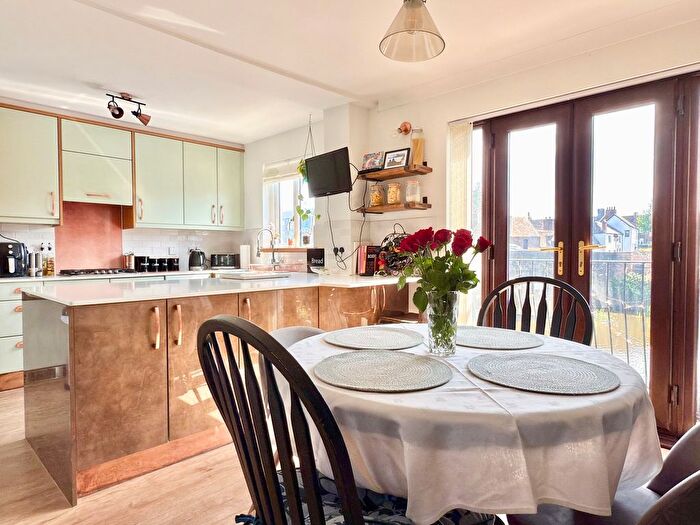 3 Bedroom Terraced House For Sale In King Johns Court, Tewkesbury, GL20