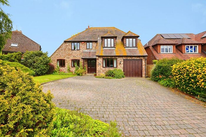 4 Bedroom Detached House For Sale In School Lane, Ickham, Canterbury, Kent, CT3