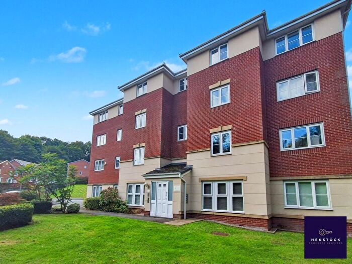 2 Bedroom Apartment For Sale In Whitecroft Meadow, Middleton, Manchester, M24