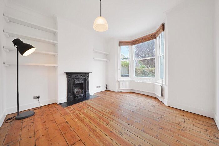 2 Bedroom Flat To Rent In Carysfort Road, Crouch End, London, N8