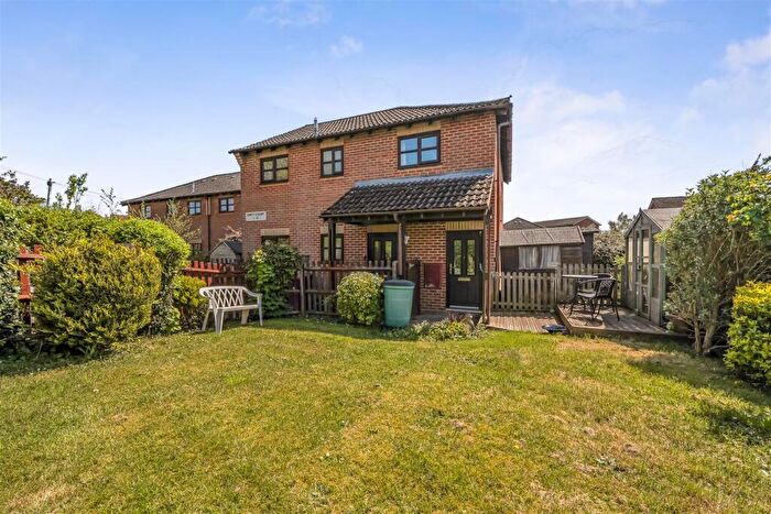 2 Bedroom Retirement Property For Sale In Unity Court, Emmer Green, Reading, RG4