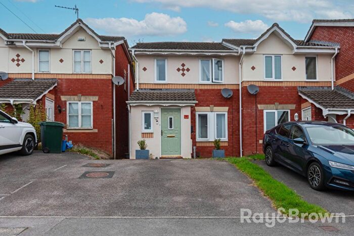 3 Bedroom Semi-detached House For Sale In Clonakilty Way, Pontprennau, Cardiff, CF23
