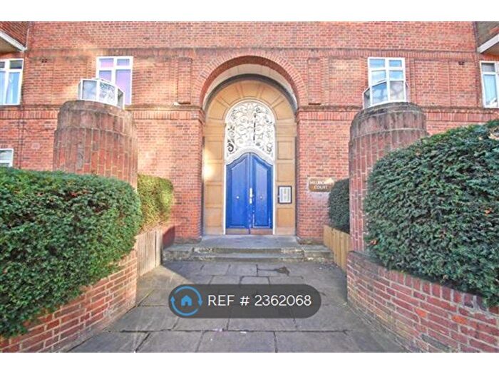 1 Bedroom Flat To Rent In Millbrooke Court, London, SW15