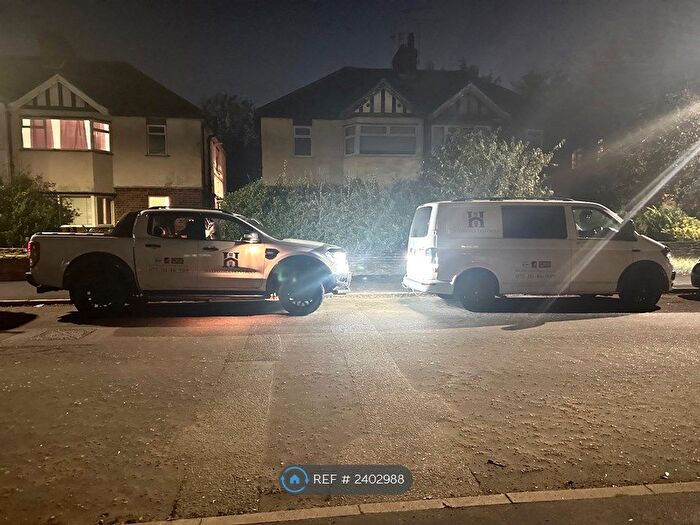 2 Bedroom End Of Terrace House To Rent In Onslow Gardens, London, E18