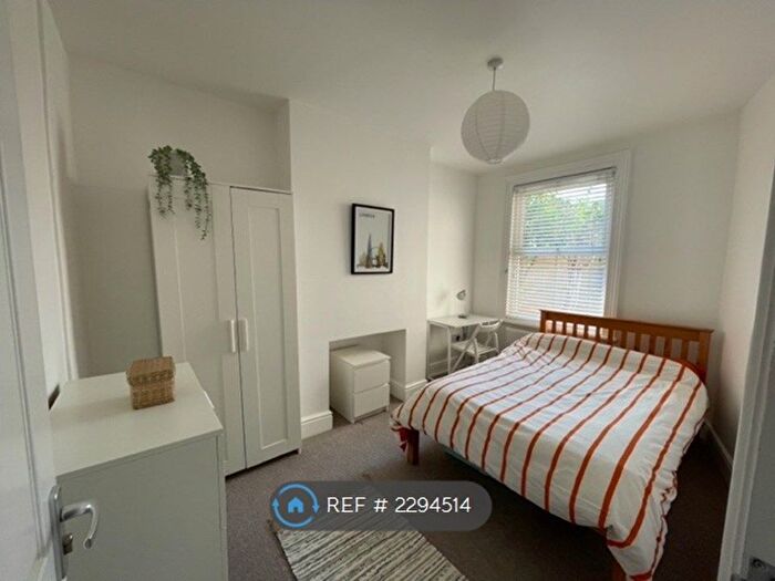 5 Bedroom Semi-Detached House To Rent In Seymour Road, Gloucester, GL1