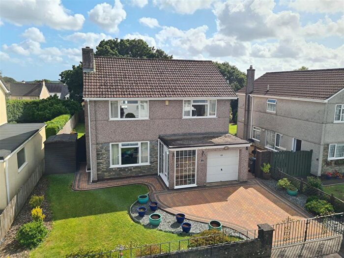 4 Bedroom Detached House For Sale In Lansdowne Road, Callington, PL17