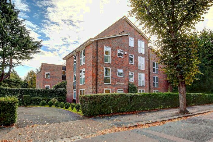 2 Bedroom Flat To Rent In Cromwell Road, Teddington, TW11