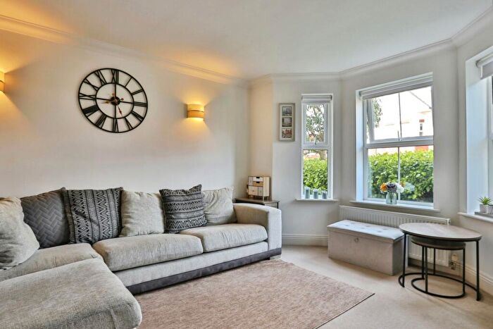 1 Bedroom Flat For Sale In Capstone Road, Bournemouth, Dorset, BH8