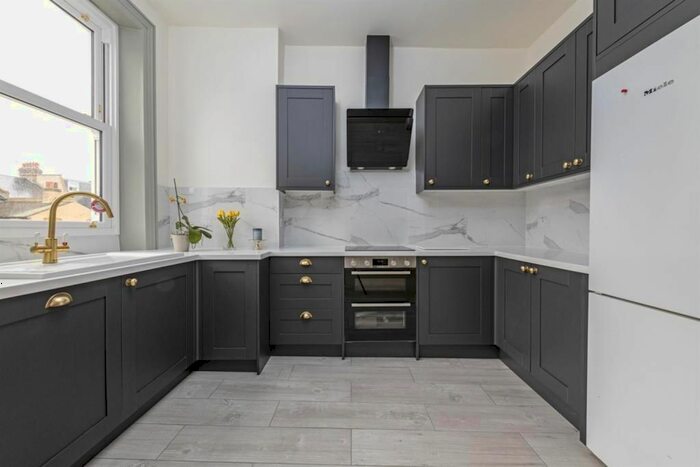 3 Bedroom Maisonette To Rent In St. Ann's Park Road, London, SW18