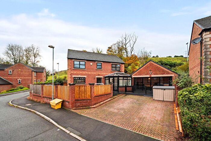 4 Bedroom Detached House For Sale In Reddyshore Brow, Littleborough, OL15