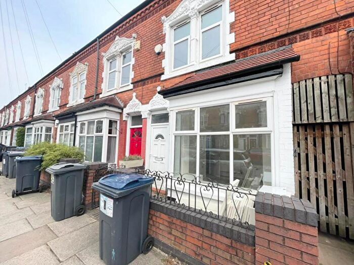 3 Bedroom House To Rent In Fashoda Road, Selly Park, B29