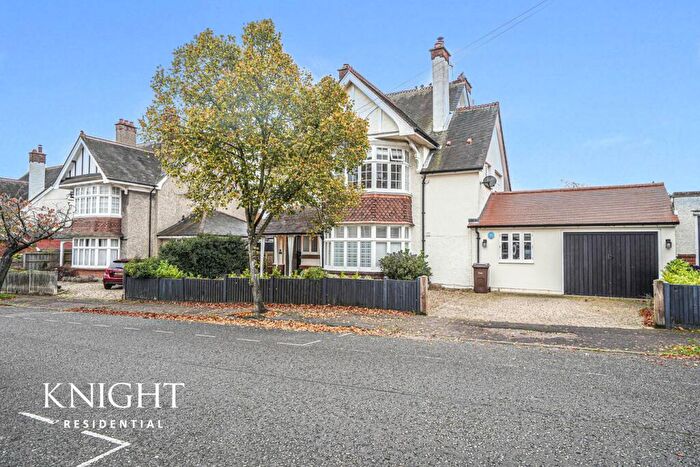 6 Bedroom Detached House For Sale In Cambridge Road, Colchester, CO3