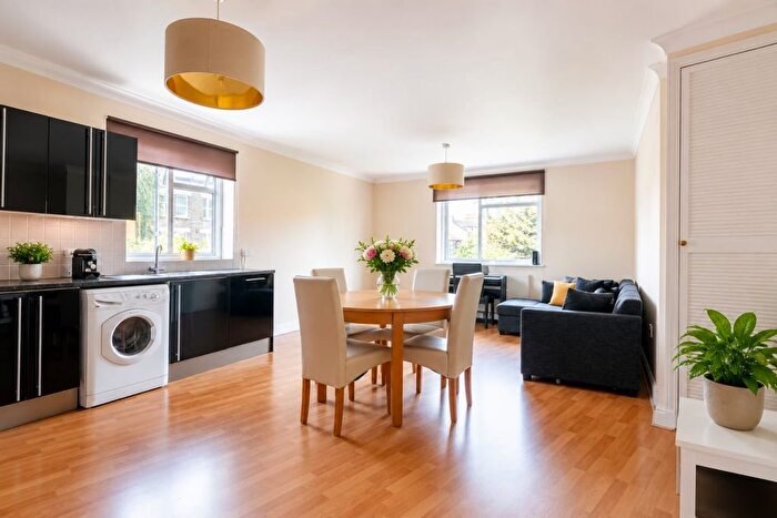 2 Bedroom Flat To Rent In Nicholas Court, Wallwood Road, London, E11