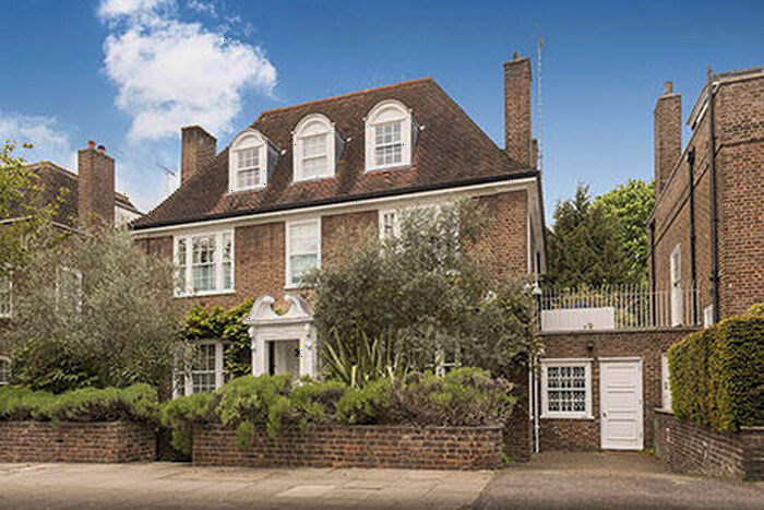 6 Bedroom Detached House To Rent In Springfield Road, St John’s Wood, NW8