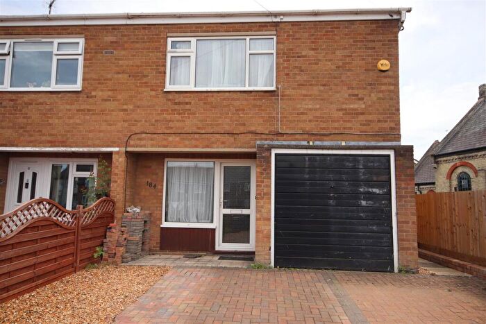 3 Bedroom House To Rent In High Street, Cherry Hinton, Cambridge, CB1