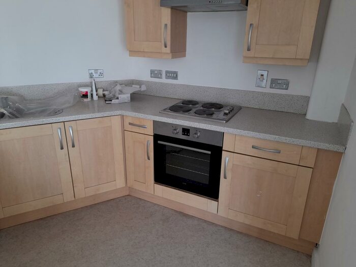 2 Bedroom Apartment To Rent In Riverside Walk, Stafford, ST16