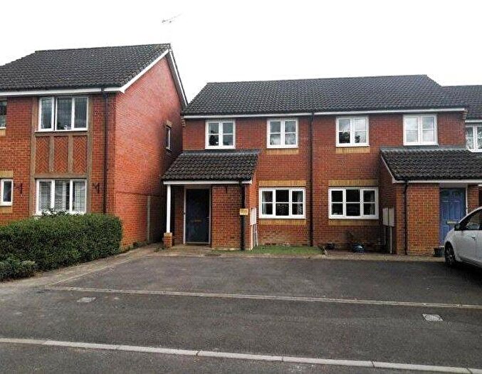 2 Bedroom Terraced House To Rent In Harrow Way, Sindlesham, Wokingham, RG41