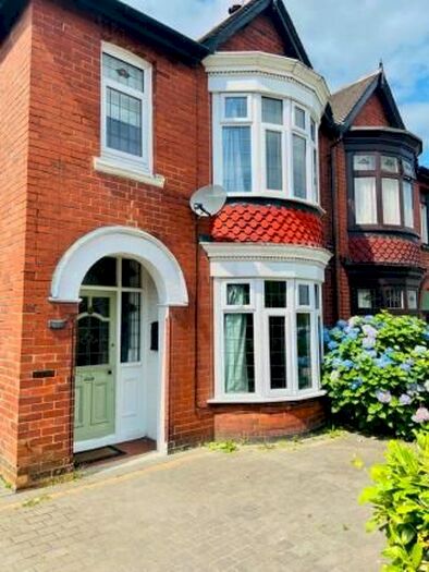 3 Bedroom Semi-Detached House To Rent In Cranworth Road, Rotherham S65