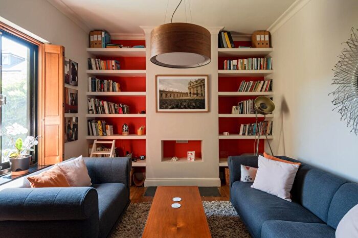 1 Bedroom Flat For Sale In Church Road, Leyton, London, E10