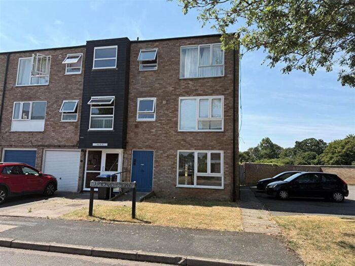 1 Bedroom Flat For Sale In Barton Crescent, Leamington Spa * Ground Floor & Vacant *, CV31