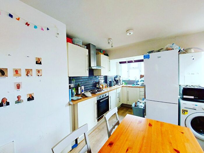 5 Bedroom Terraced House To Rent In Barrack Road, St. Leonards, Exeter, EX2