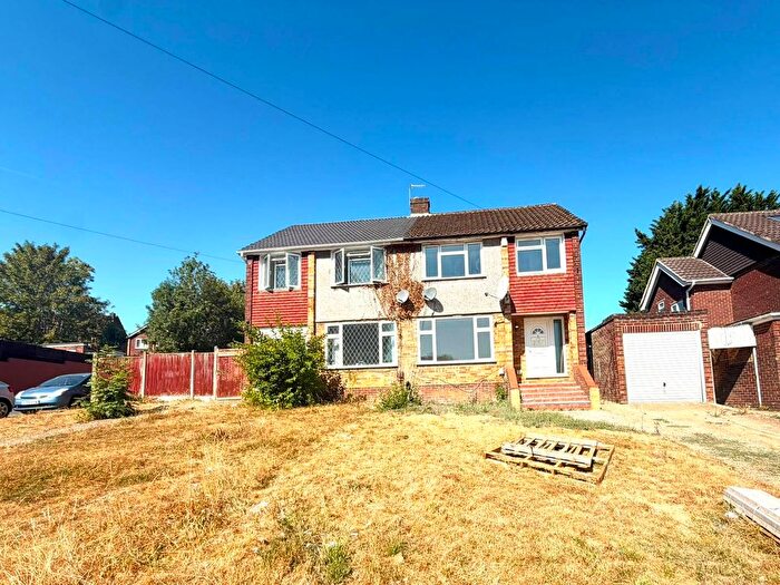 3 Bedroom Semi-Detached House To Rent In Deeds Grove, High Wycombe, HP12