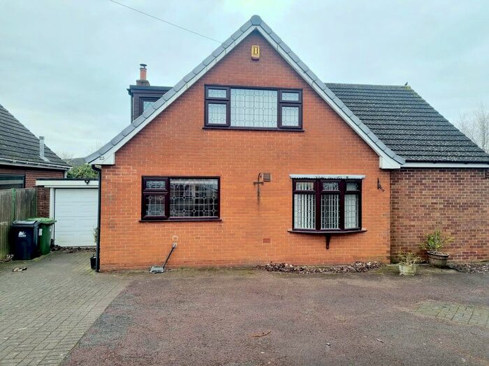 4 Bedroom Detached Bungalow To Rent In Maple Avenue, Ripley, DE5