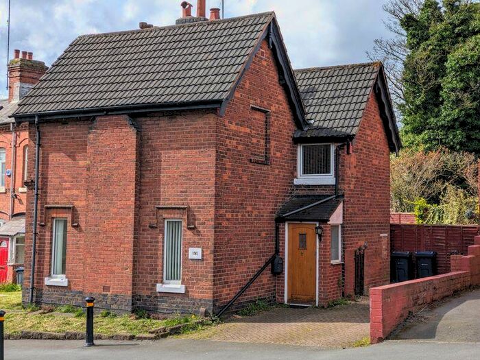 2 Bedroom Detached House To Rent In Metchley Lane, Harborne, Birmingham, B17