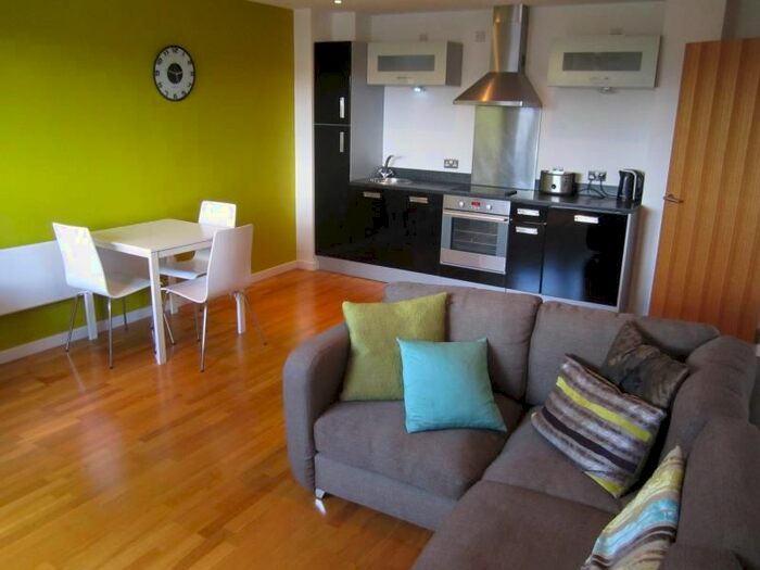 1 Bedroom Flat To Rent In Gateway East, Marsh Lane, LS9