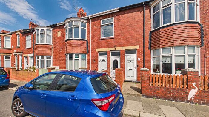 3 Bedroom Flat For Sale In Annie Street, Fulwell, Sunderland, SR6