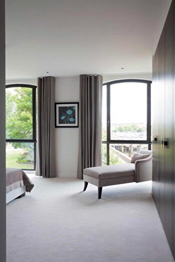 2 Bedroom Apartment To Rent In Chelsea Wharf Residences, SW10